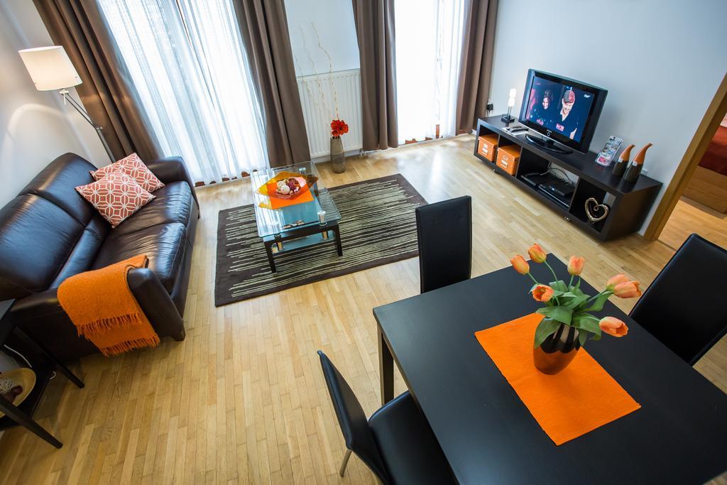 Colours Apartments Будапеща Екстериор снимка
