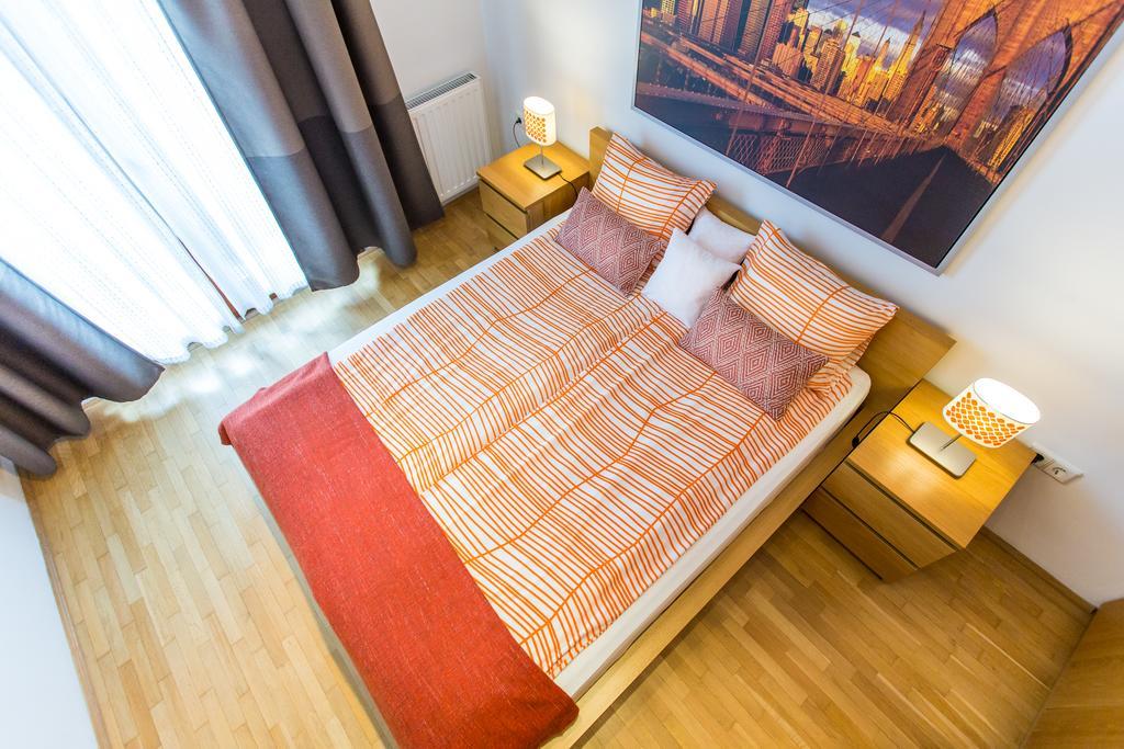Colours Apartments Будапеща Екстериор снимка