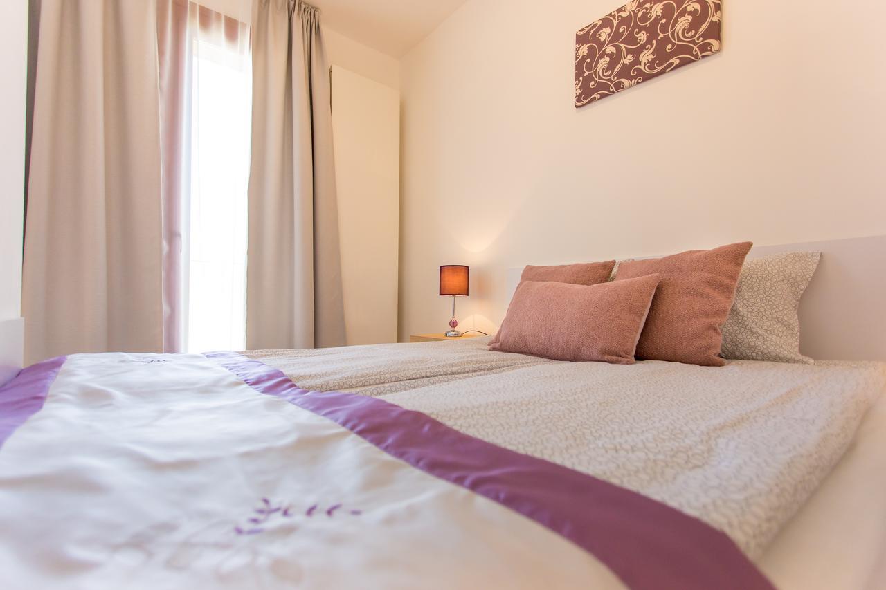 Colours Apartments Будапеща Екстериор снимка