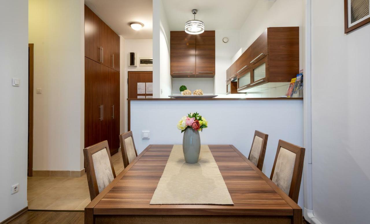 Colours Apartments Будапеща Екстериор снимка